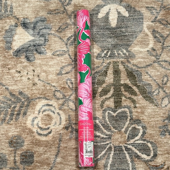 Lilly Pulitzer Hibiscus Floral Print Gift Wrap Wrapping Paper NWT In Kelly Green - Picture 6 of 8